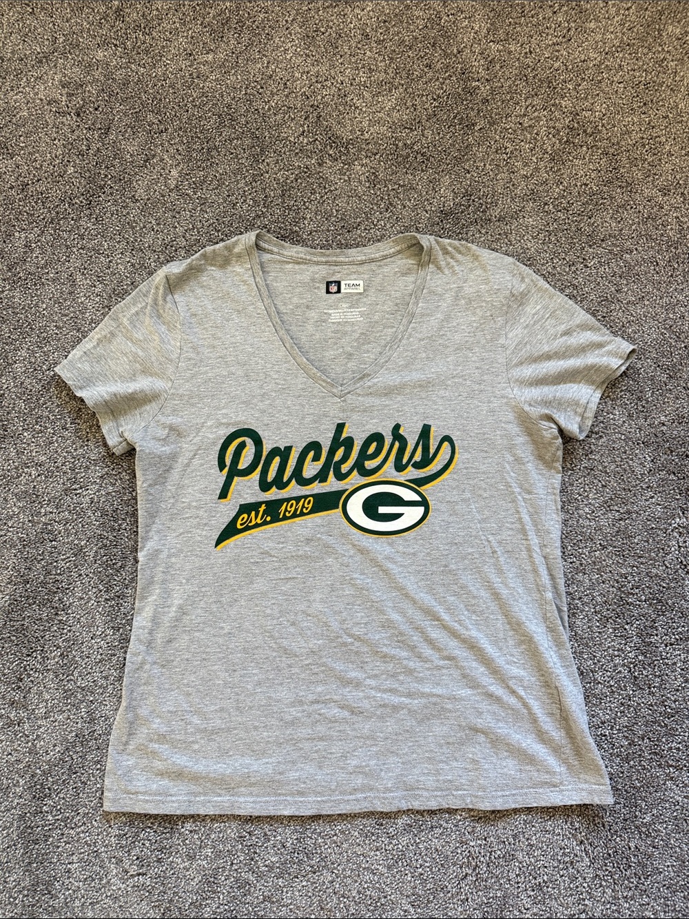 Team Apparel Ladies Heather Gray Packers V-Neck Tee with Green and Gold Logo